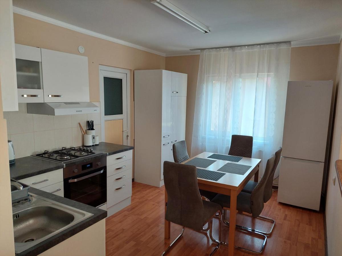 Casa Mario Apartman Nagyvárad Kültér fotó