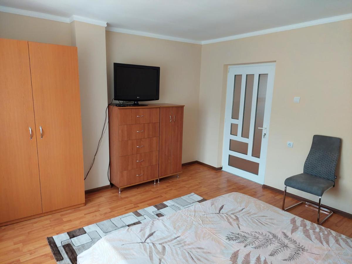 Casa Mario Apartman Nagyvárad Kültér fotó